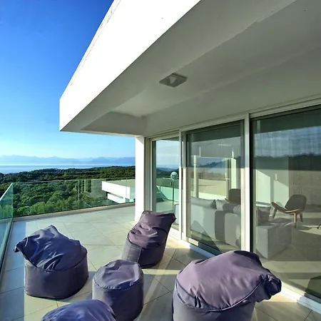 Vila Athena By Posarellivillas *
